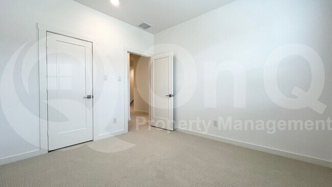 Building Photo - 820 Cavitt Ct