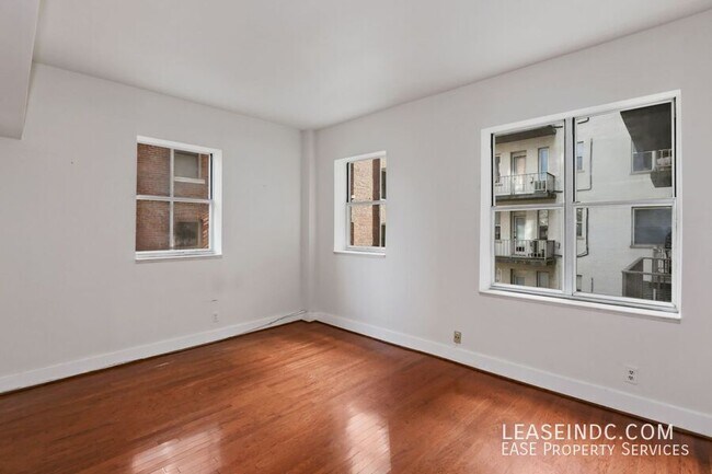 Building Photo - 2127 California St NW