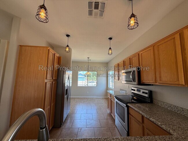 Building Photo - 15361 W Port Au Prince Ln