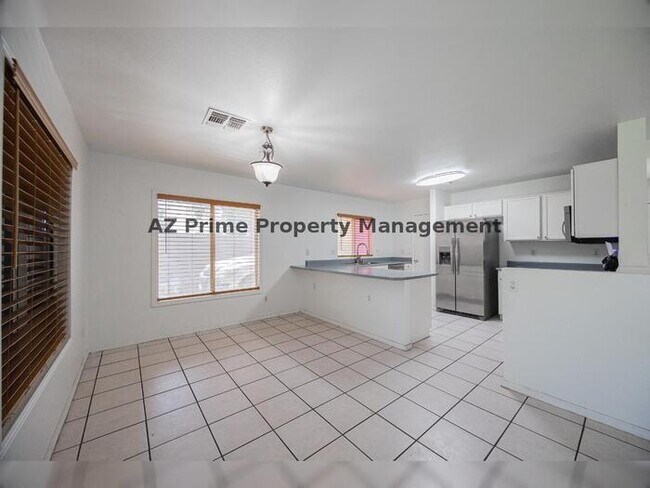 Building Photo - 11595 W Holly St