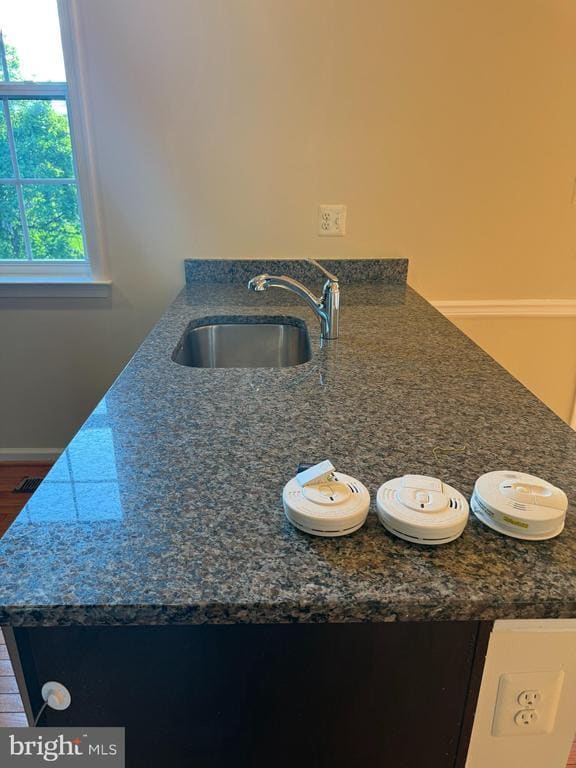 Building Photo - 6518 60th Ave