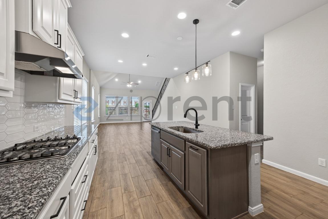 Building Photo - 14350 Gold Rush Pass