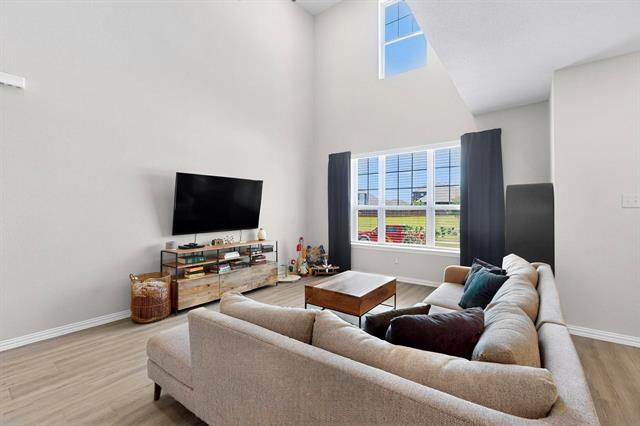 Building Photo - 1848 Indigo Ln