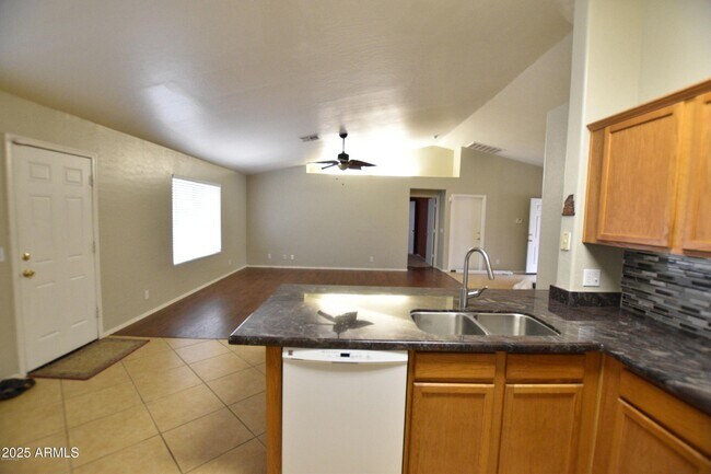 Building Photo - 2213 S Tucana Ln