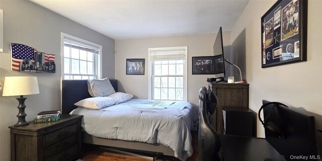 Building Photo - 36 Washington Pl E