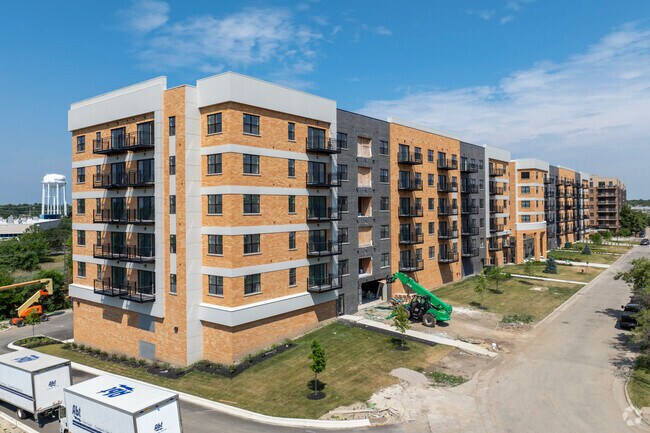 Alternate - Cardinal Square - Building C