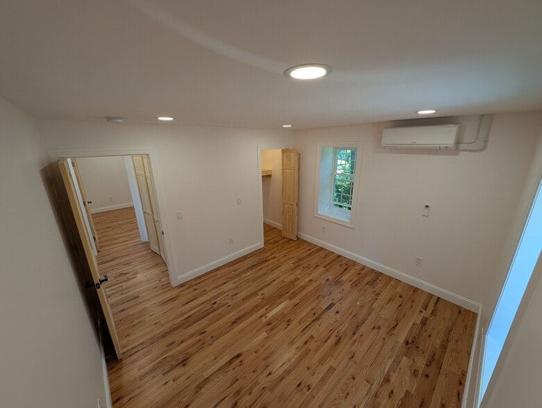 Bedroom 2 - 131 W Walnut Ln