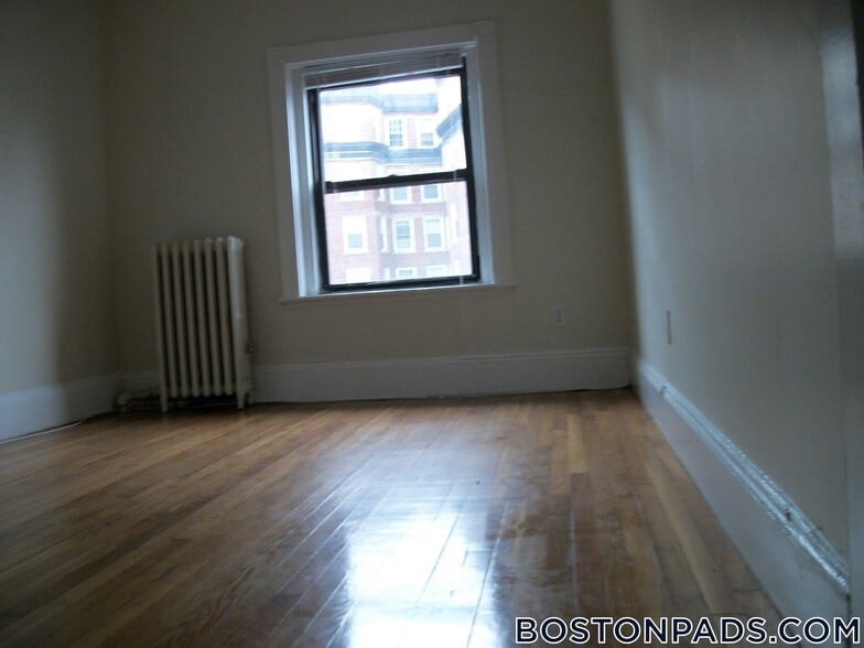 Building Photo - 41 Bay State Rd