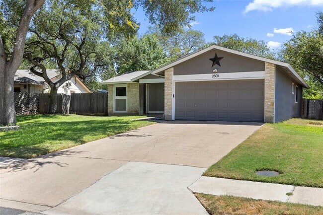 Building Photo - 2808 Firecrest Dr
