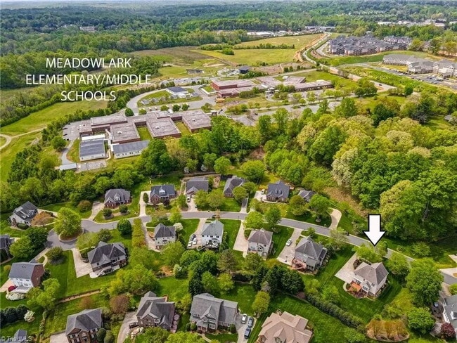 Building Photo - "Move-In Ready! Beautifully Finished 4-Bedroom Home with Fireplace, Spacious Living Areas & Deck"