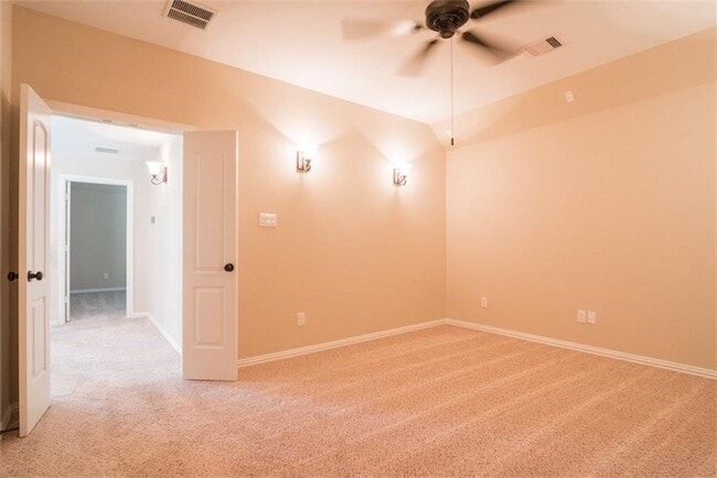Building Photo - 27614 Isabella Mdw Wy