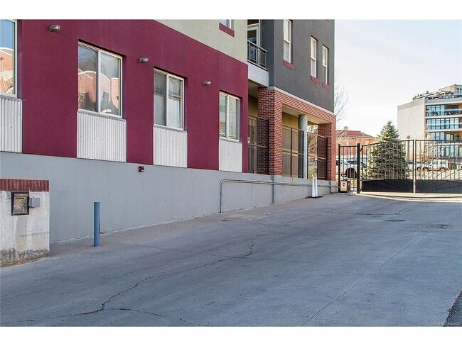 Building Photo - Great LoHi Condo - License #2023-BFN-0073421