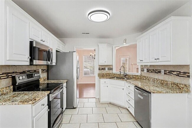 Building Photo - 65 Fairwinds Dr