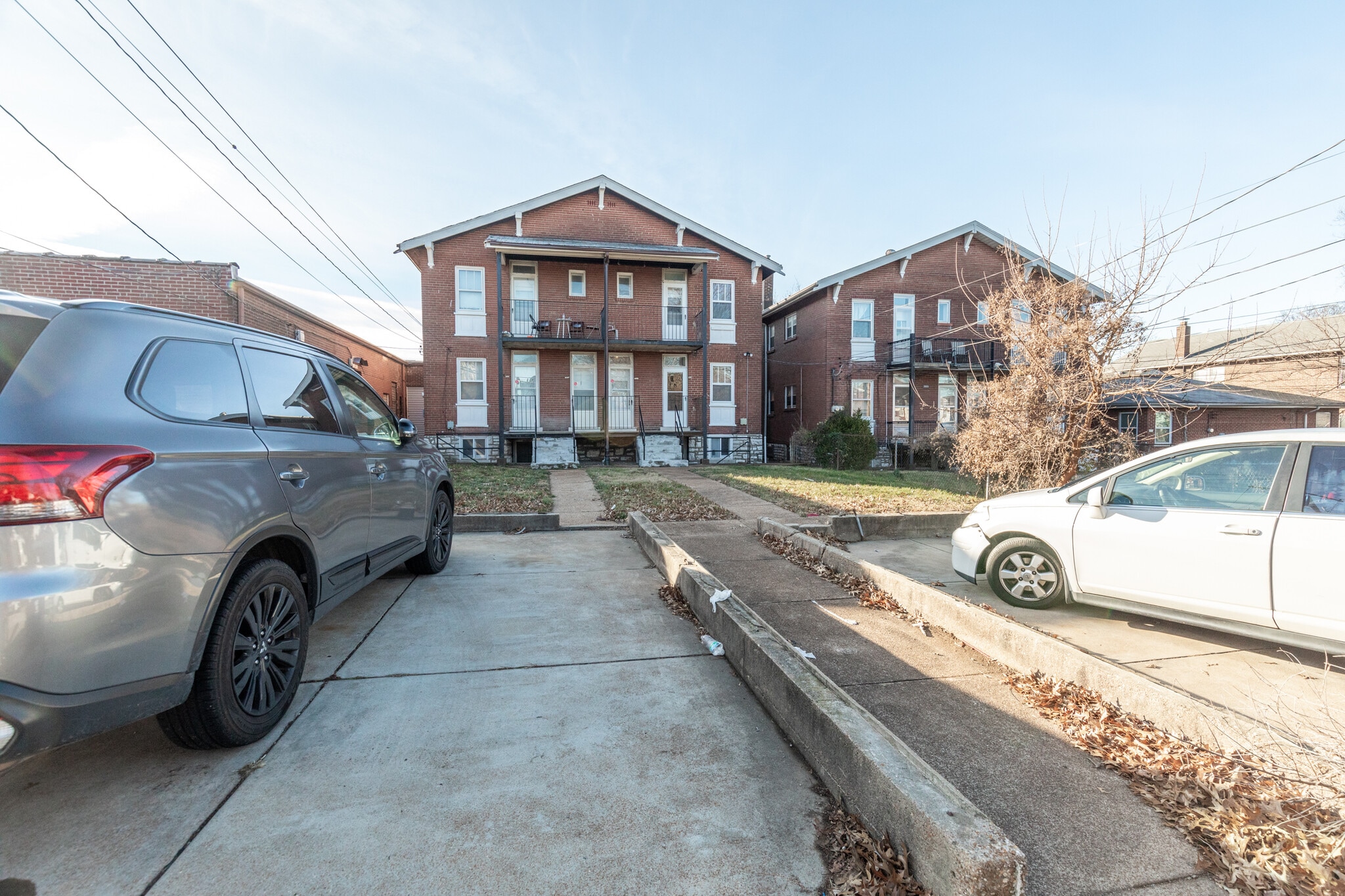 Building Photo - 3905 Dunnica Ave