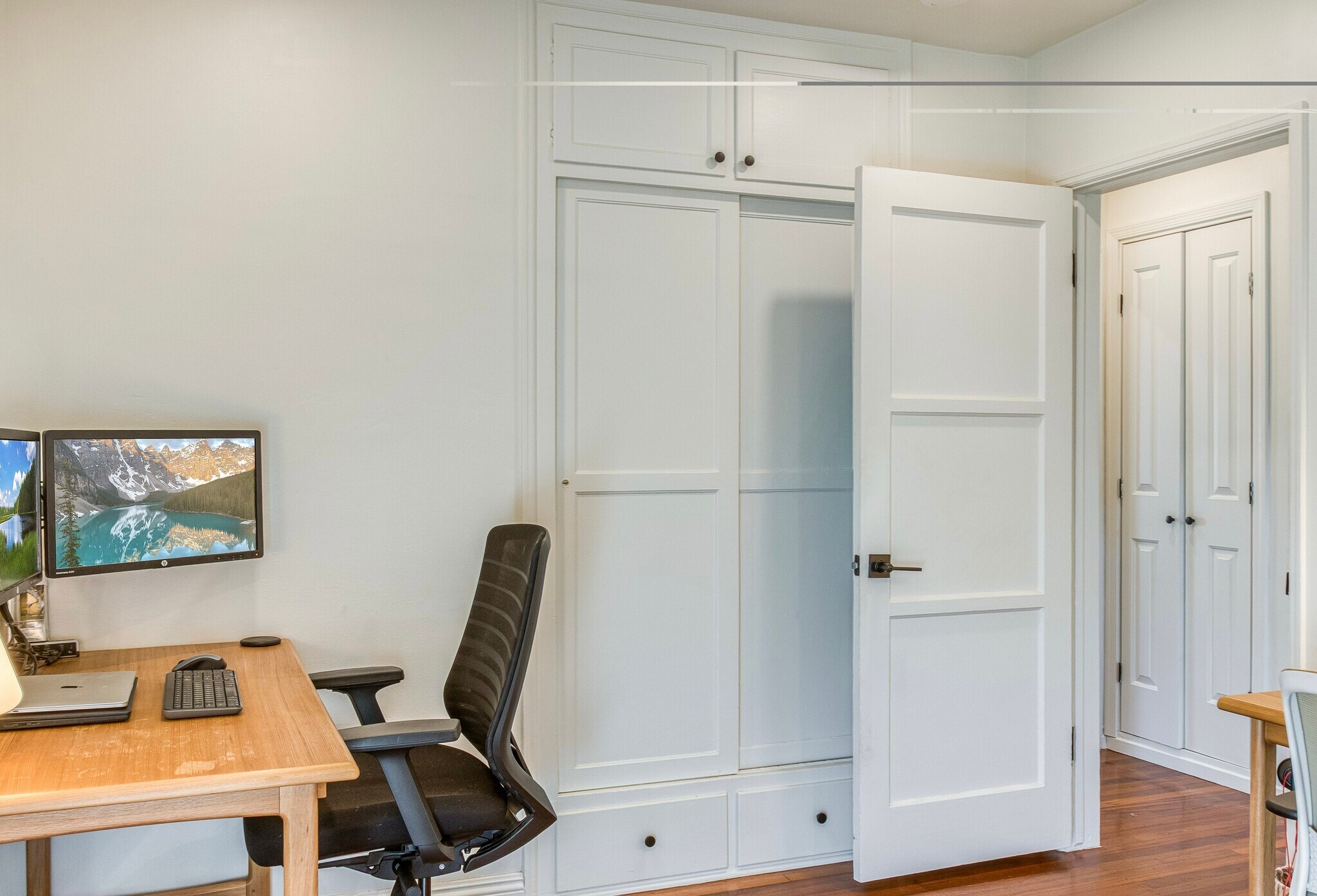 Building Photo - 2331 Belmont Ave