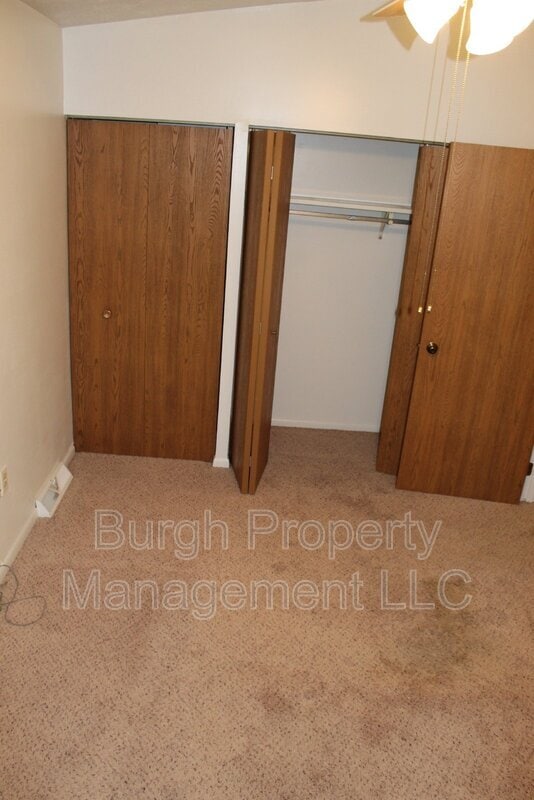 Building Photo - 501 Tyler Dr