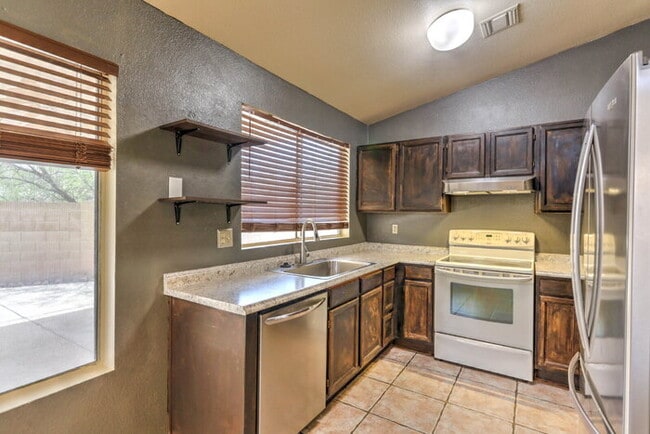 Building Photo - $1,000 Move-In Credit - Mission View off Valencia. Cardinal and Los Reales Rd