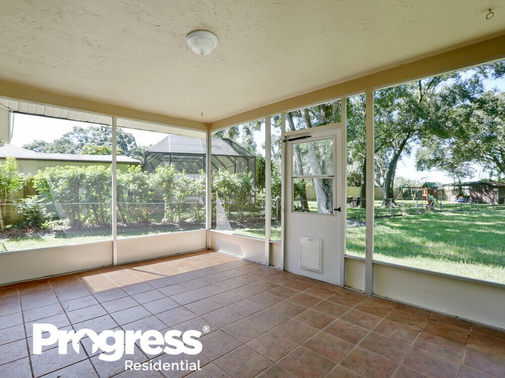 Building Photo - 4134 Shady Oaks Ct