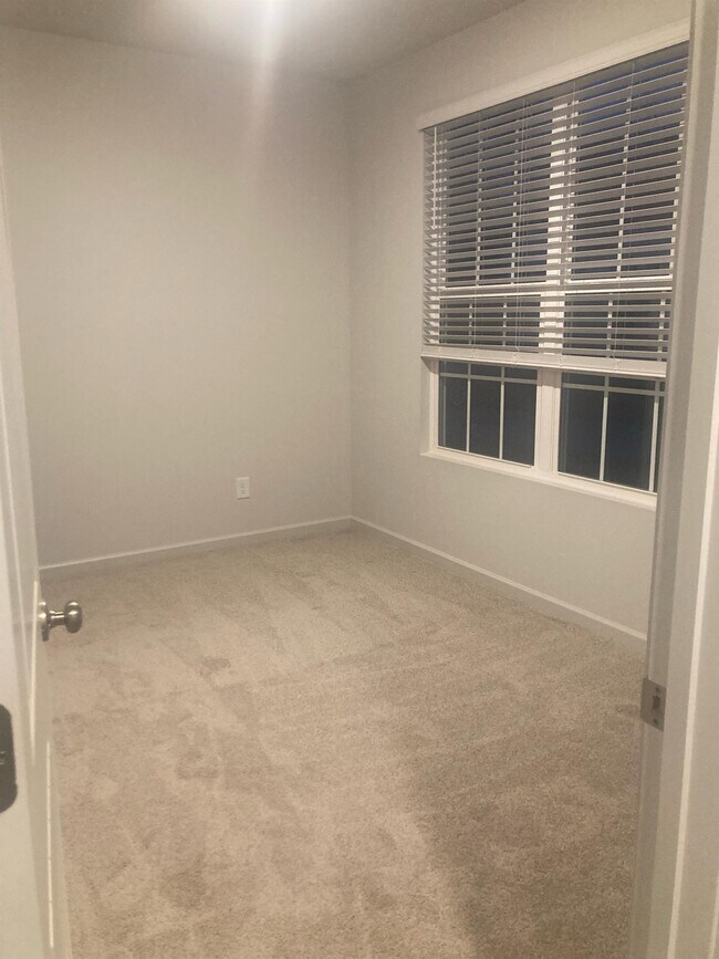 Building Photo - 2495 Ashton Park Ln