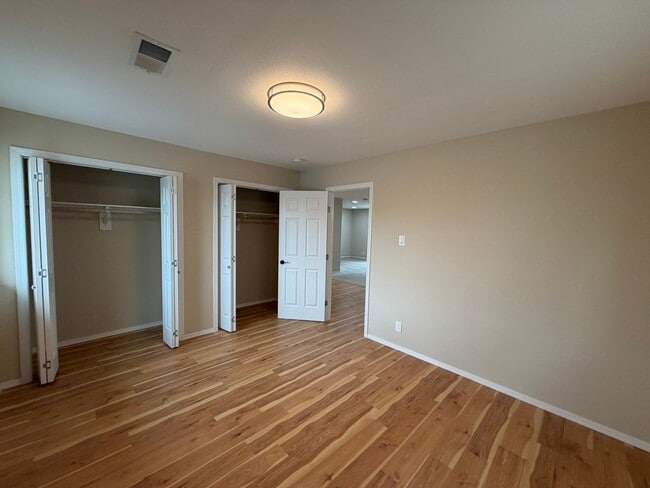 Building Photo - Beautifully Remodeled 3 Bedroom Single Story Home Available Near Golf Course Rd NW & McMahon Blvd...