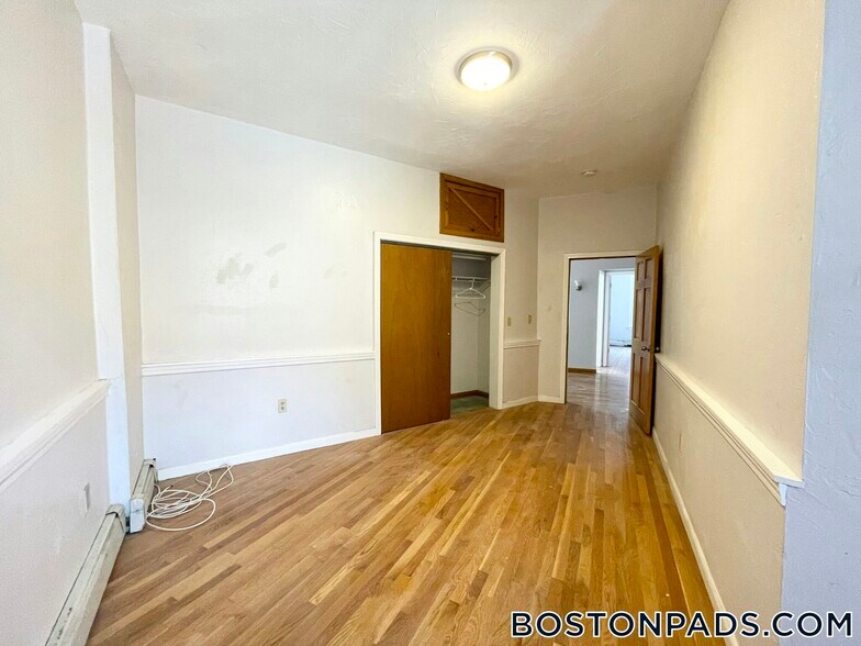 Building Photo - 259 North St