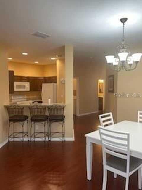 Building Photo - 240 West End Dr