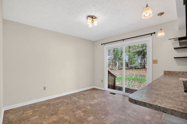 Building Photo - 11530 Tomahawk Trail W