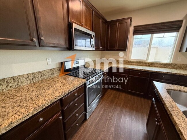 Building Photo - 1275 Dartmouth Cir