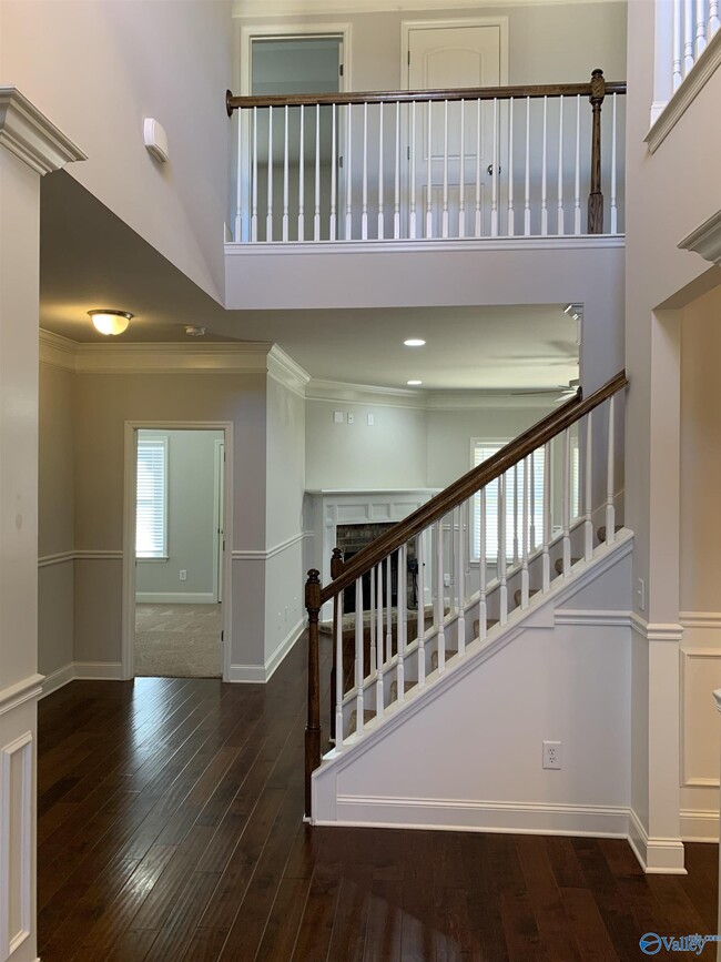 Building Photo - 517 Balsam Terrace Way