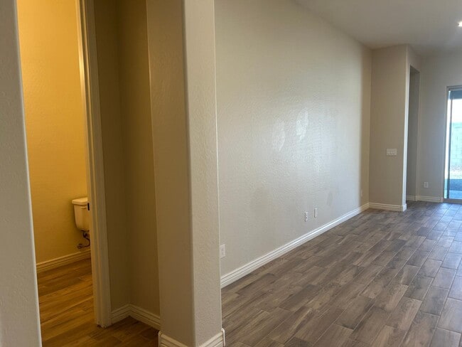 Building Photo - 10274 W Fetlock Trail