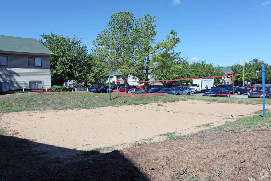 Volleyball Court - Brentwood Pointe Apartments