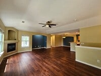 Building Photo - 6697 S Forest Way