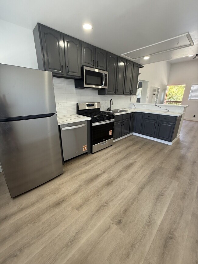 Building Photo - Beautifully Remodeled 2-Bedroom Home Near Downtown Livermore