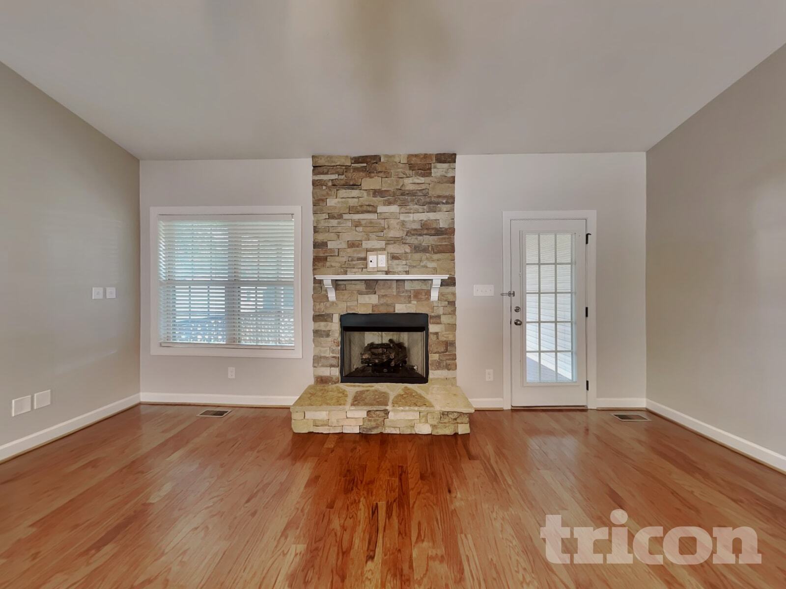 Building Photo - 102 Pinewinds Ct