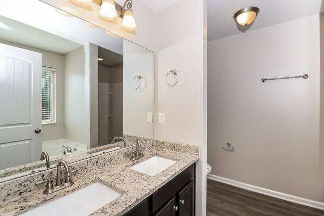 Building Photo - 345 Westridge Cir