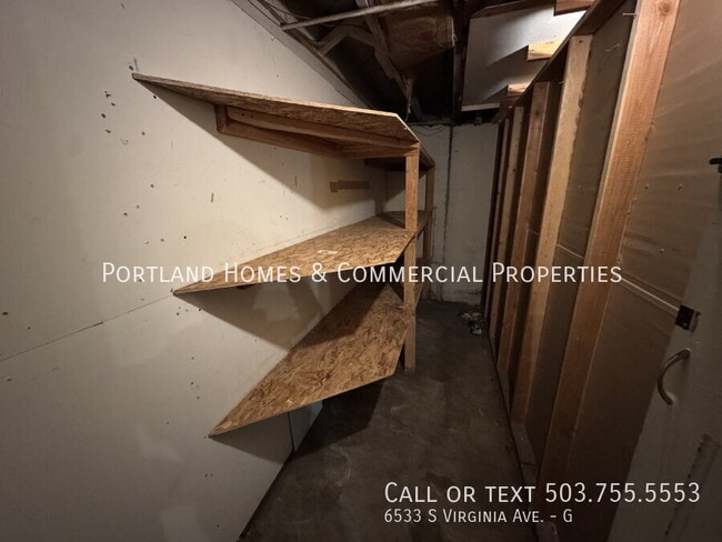 Building Photo - 6533 S Virginia Ave