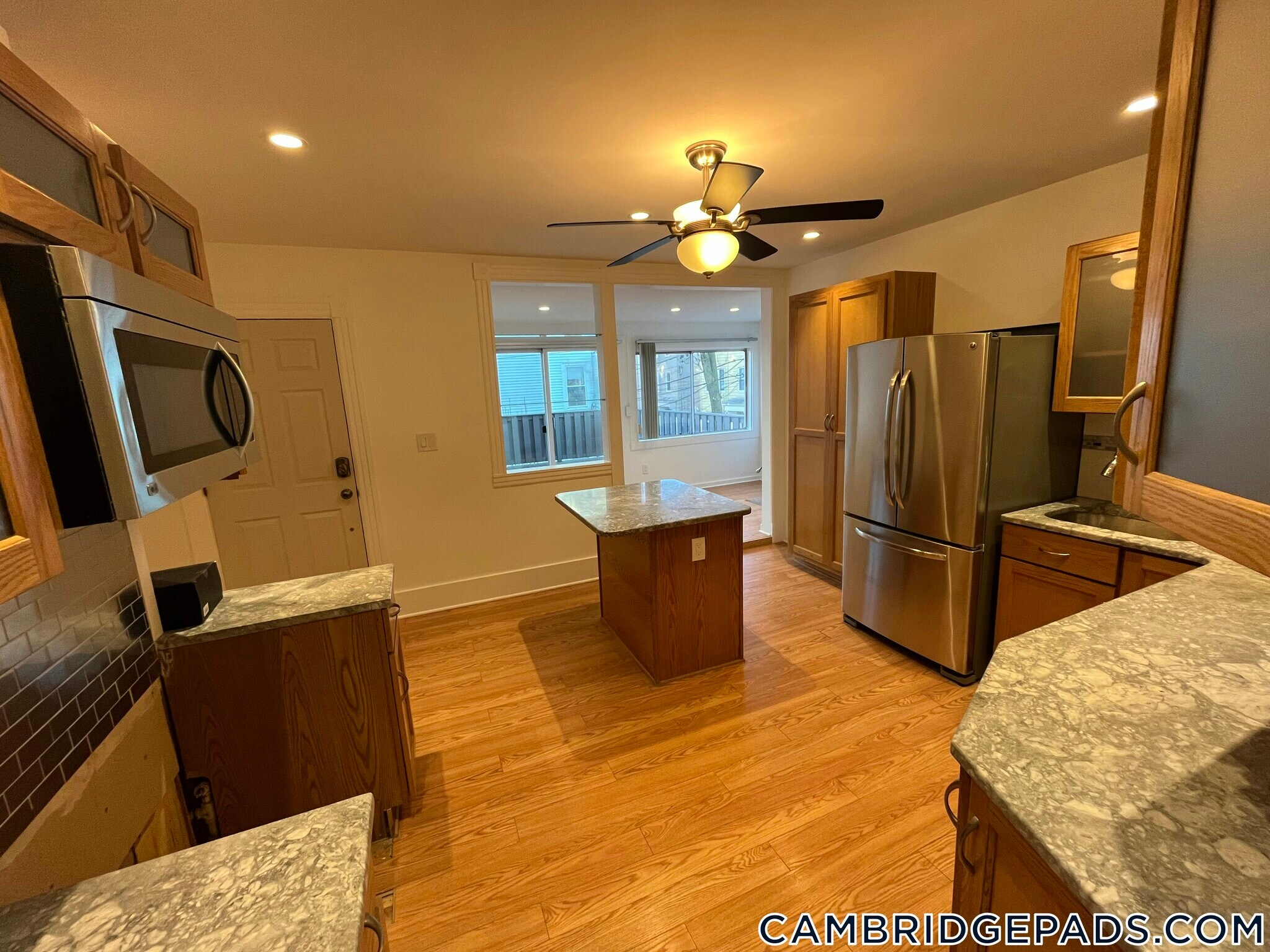 Building Photo - 94 Berkshire St