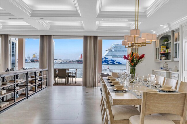 Building Photo - 1949 Harbourview Dr