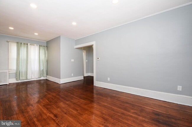 Building Photo - 2612 Olyphant Ave