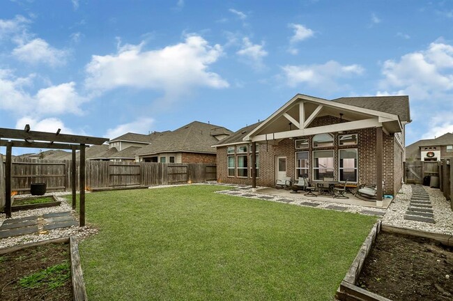 Building Photo - 2509 Ocean Key Dr