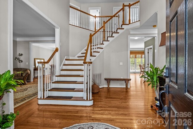 Building Photo - 12428 Willingdon Rd