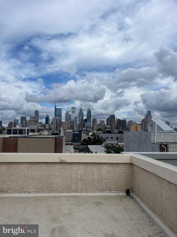 Building Photo - 1724 Annin St