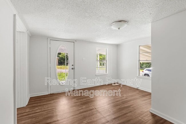 Building Photo - 5308 Adams Ave