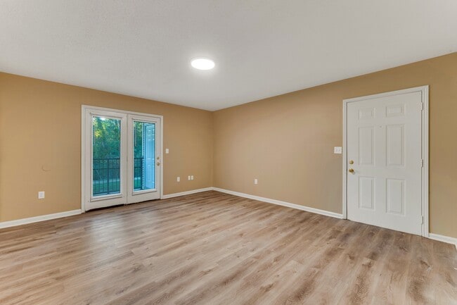 Building Photo - Cypress Park Apartments