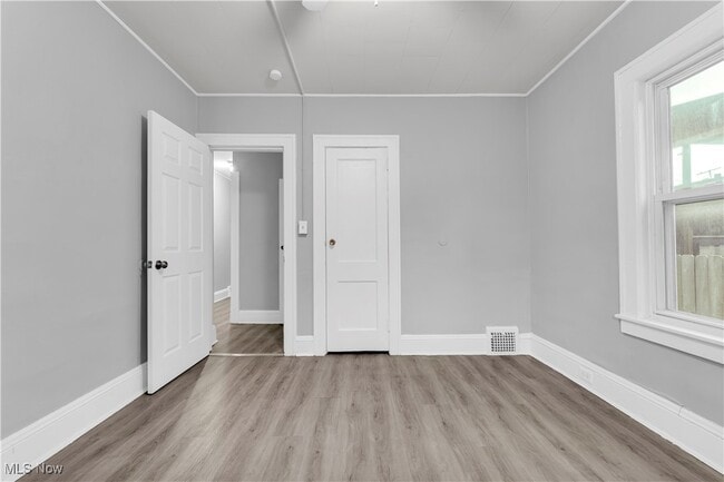 Building Photo - 4657 Warner Rd