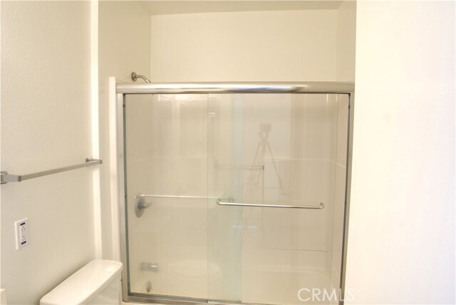 Building Photo - 13422 Village Dr