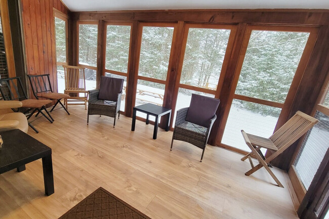 Building Photo - 66 Paquette Dr