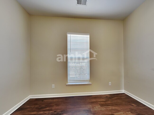 Building Photo - 26 Bay Willow Ct