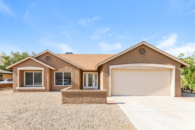 Building Photo - 10801 W Wagon Wheel Dr