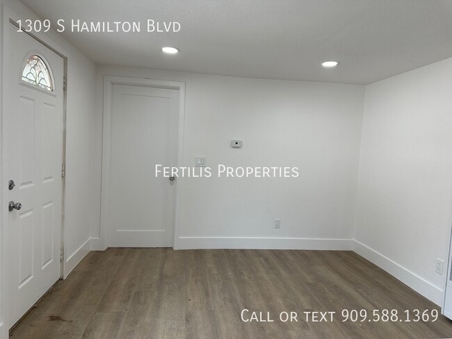 Building Photo - 1309 S Hamilton Blvd